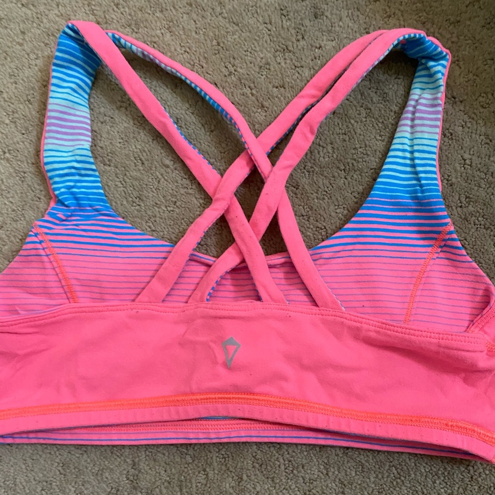 ivivva sports bra reversible barley worn